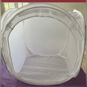 Barely used studio box